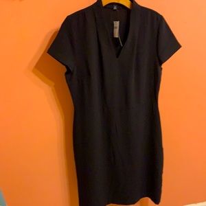 NWT Banana Republic Black Sz 10 Vneck Sheath Dress